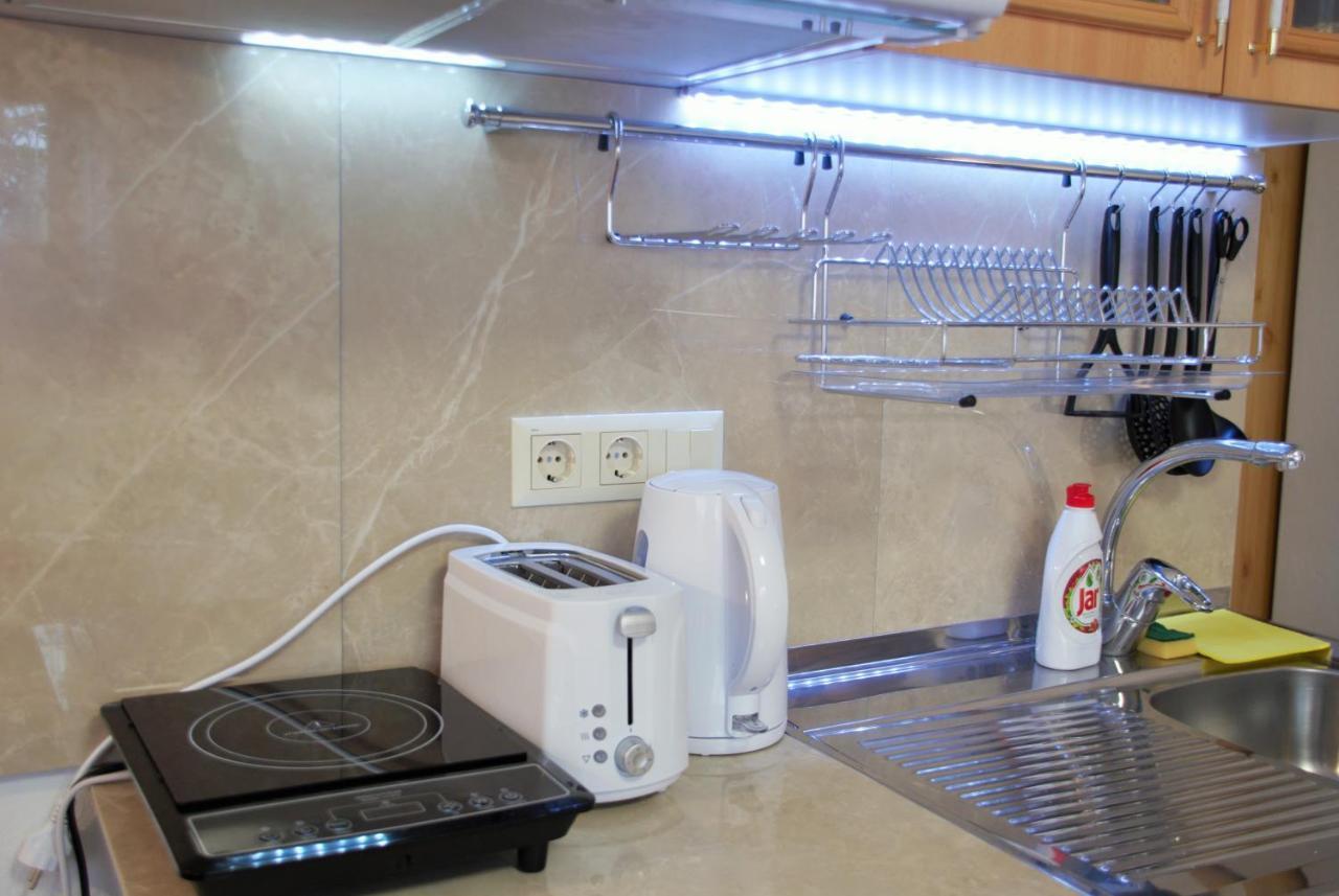 Privat Nika Hotel Zavazna Poruba Ngoại thất bức ảnh