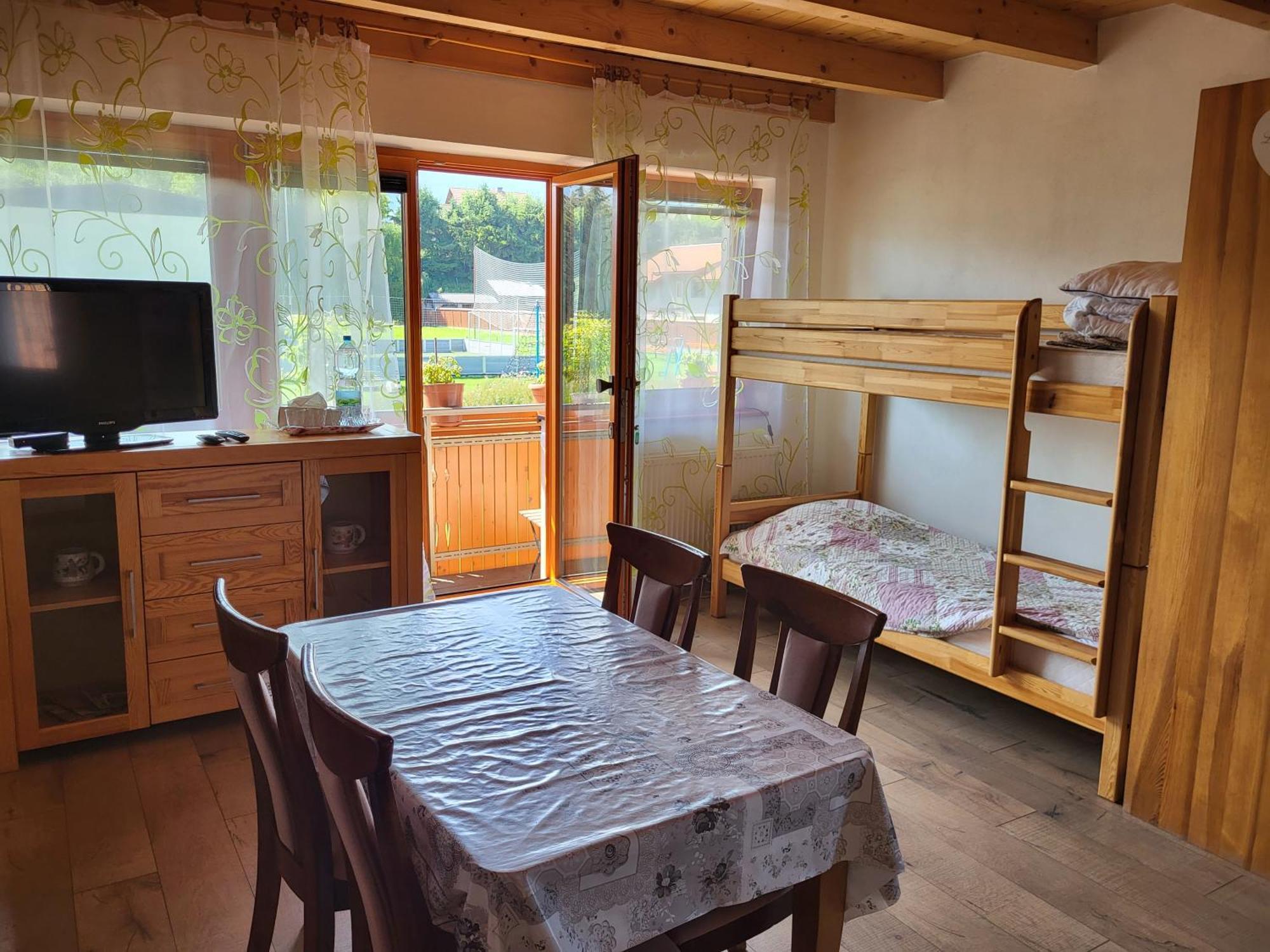Privat Nika Hotel Zavazna Poruba Phòng bức ảnh