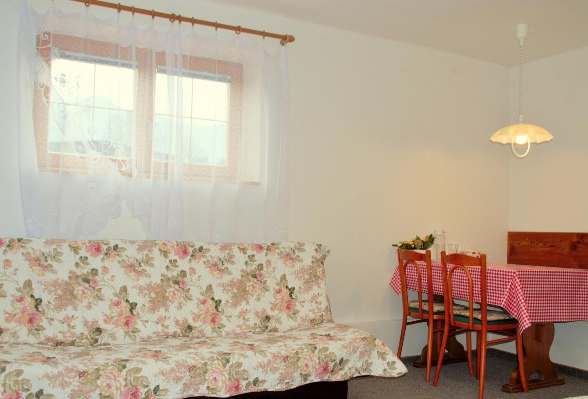 Privat Nika Hotel Zavazna Poruba Phòng bức ảnh